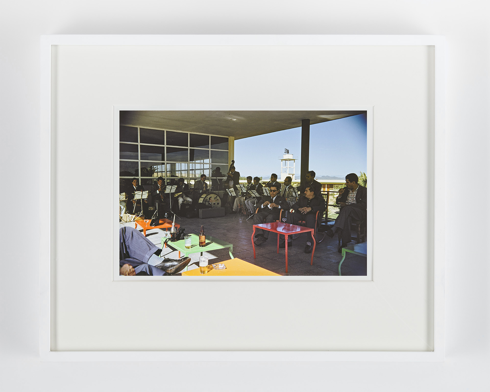 Paul Outerbridge
Motel Bar, Mazatlán, Mexico, c.1948
CarbroArt™ digital pigment print process, by Steidl in Göttingen, 2018
Arches 88, 300 gsm 100% cotton acid-free paper
16“ x 20“ framed Edition of 25