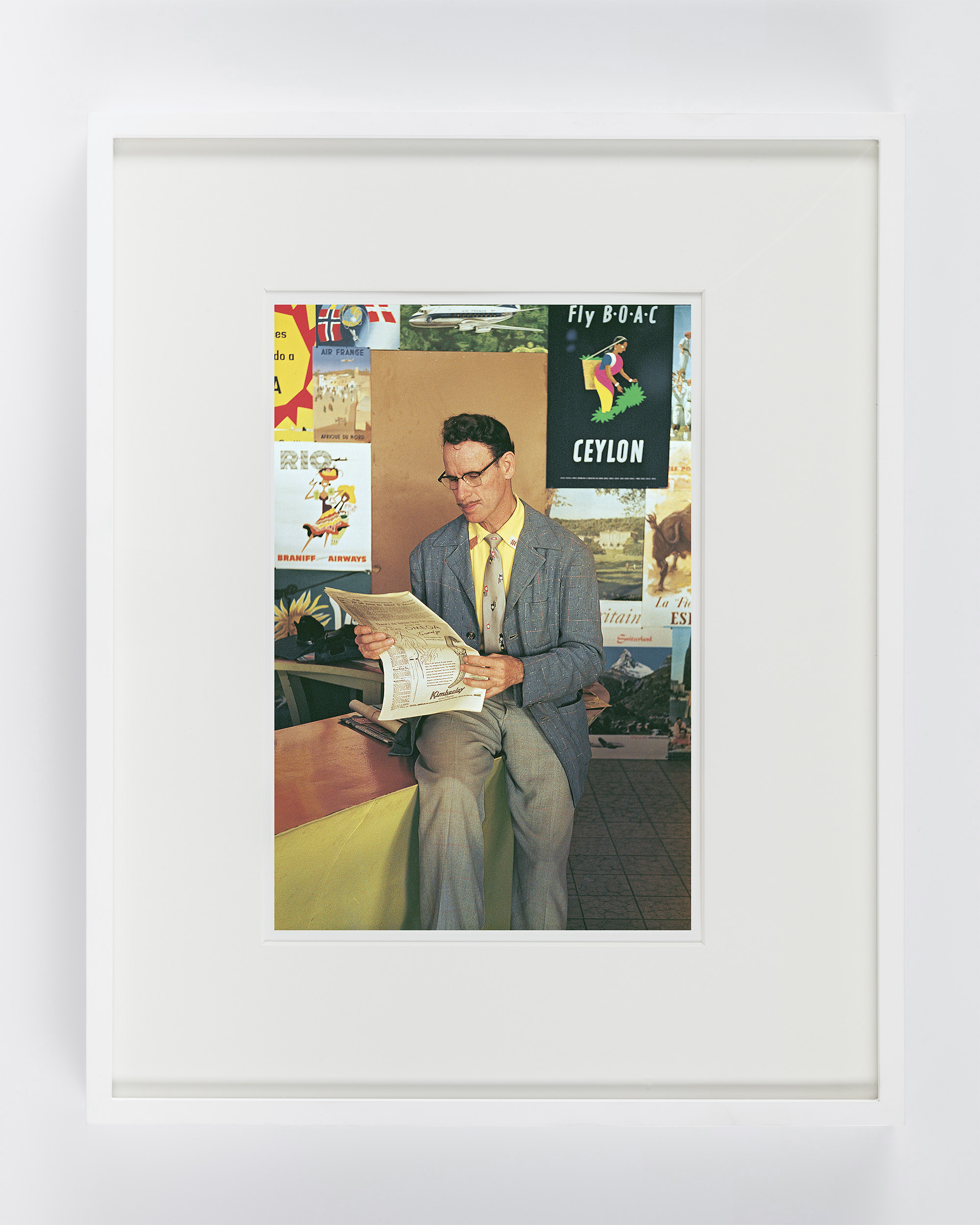 Paul Outerbridge
Man at Travel Agency, Mexico, c.1950
CarbroArt™ digital pigment print process, by Steidl in Göttingen, 2018
Arches 88, 300 gsm 100% cotton acid-free paper
16“ x 20“ framed Edition of 25